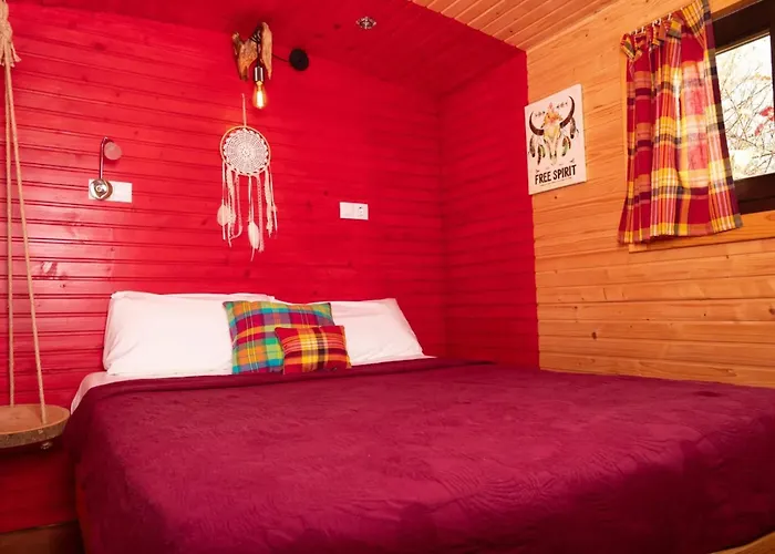 Roulotte Insolite Avec Bain Nordique Prive A La Fleche - Fr-1-410-485 Semesterbostad *